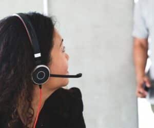 call centre staff with headset 4460x4460 400x250 1
